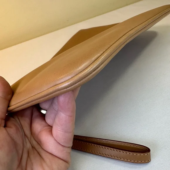 Saint Laurent Rive Gauche Zip Clutch Calfskin Camel NWOT COA - Picture 12 of 14